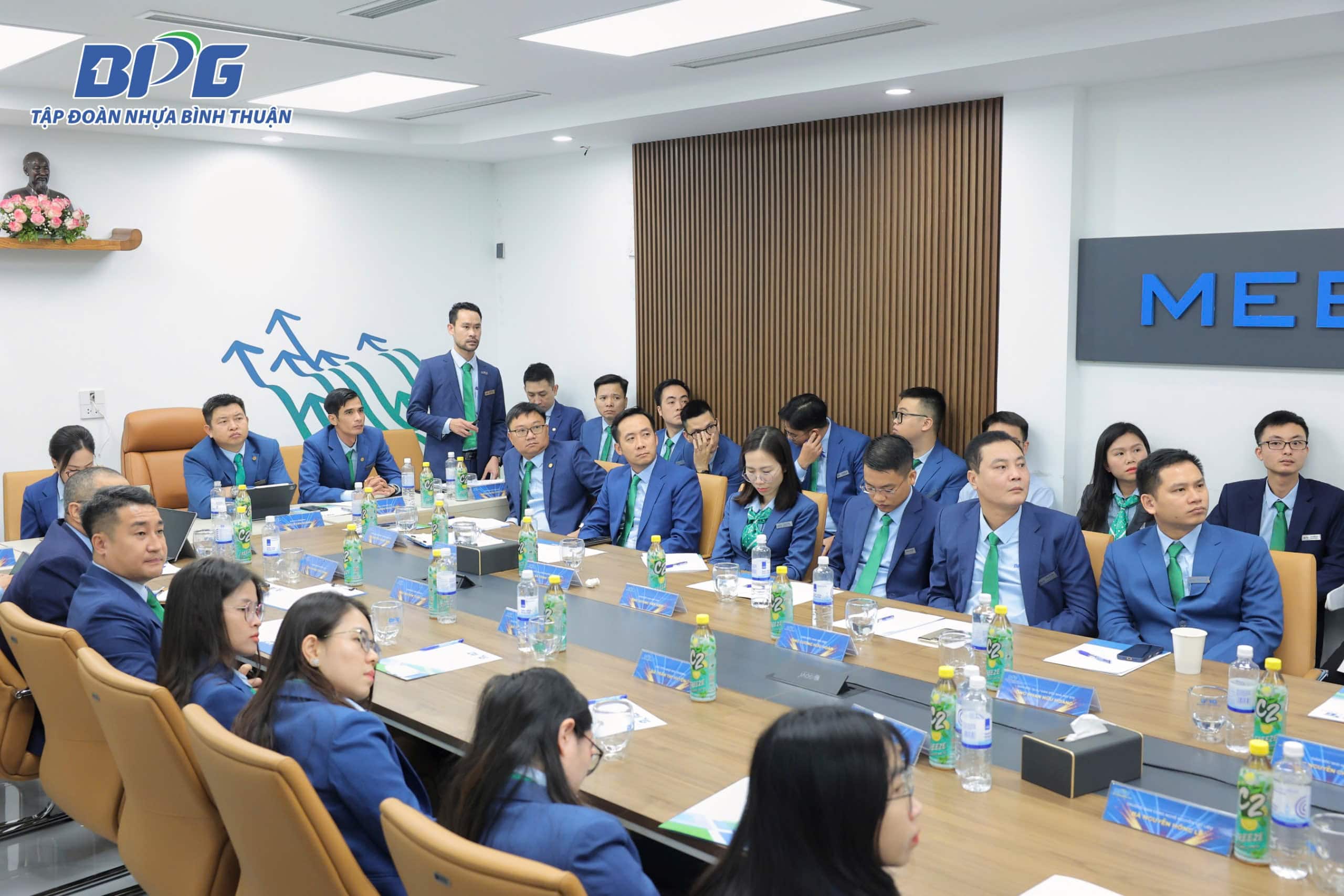 Đại diện BLĐ Nhựa Bình Thuận phát biểu tại cuộc họp
