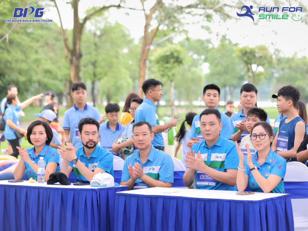 Ban lãnh đạo Tập đoàn Nhựa Bình Thuận tại sự kiện