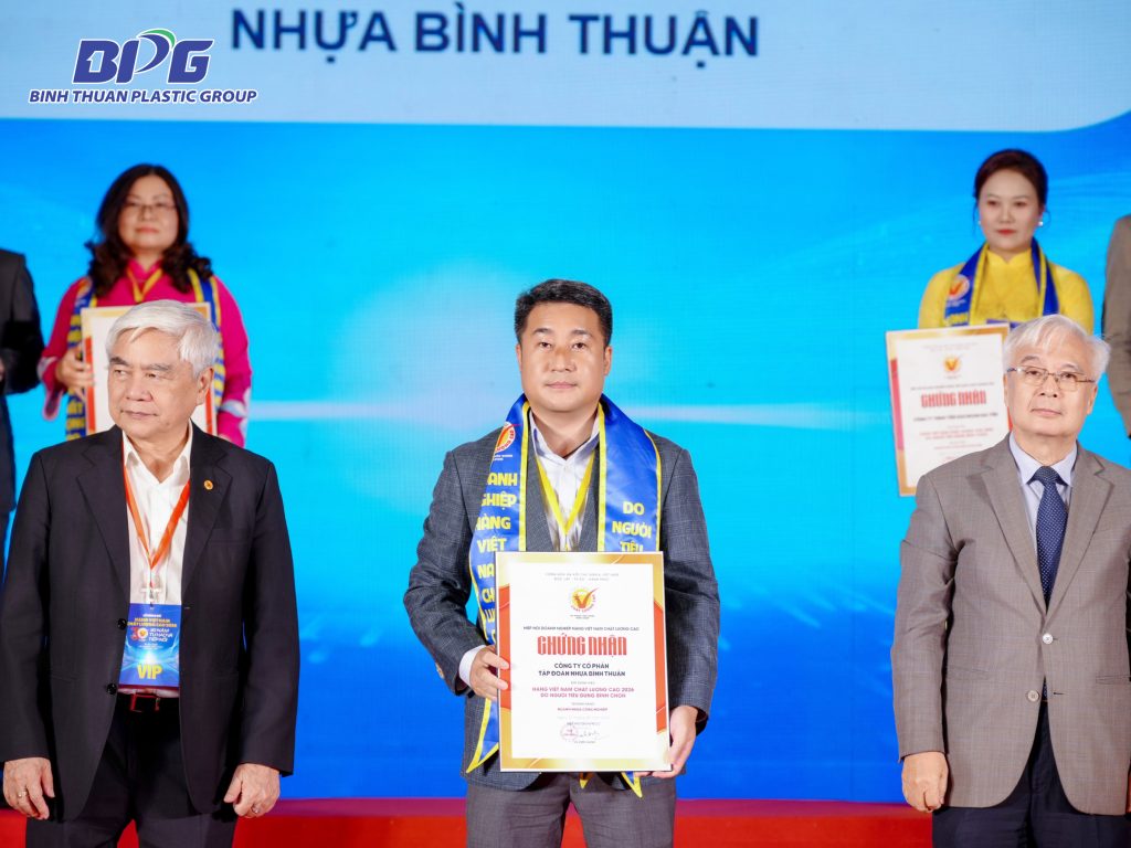 Ông Nguyễn Tuấn Anh - Phó Giám đốc BPG tại Lễ trao giải Hàng Việt Nam Chất lượng cao